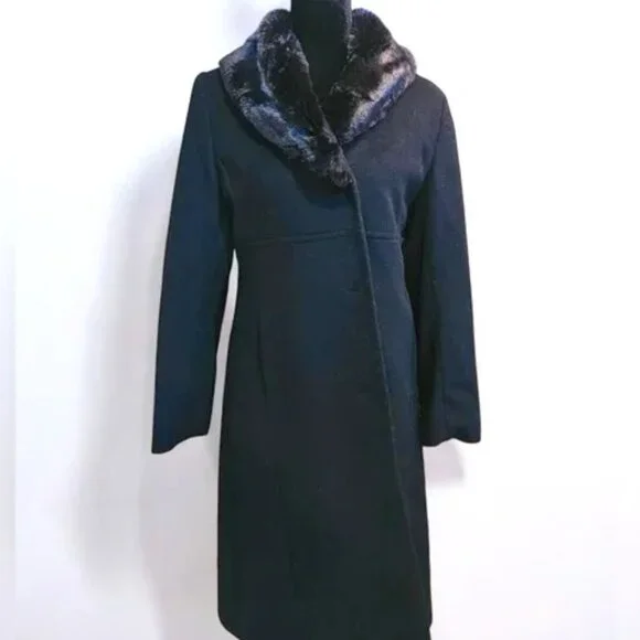 Faux-Fur-Collar, Wool Trench Coat- Size 6- Jones New York Excellent condition - Picture 3 of 8